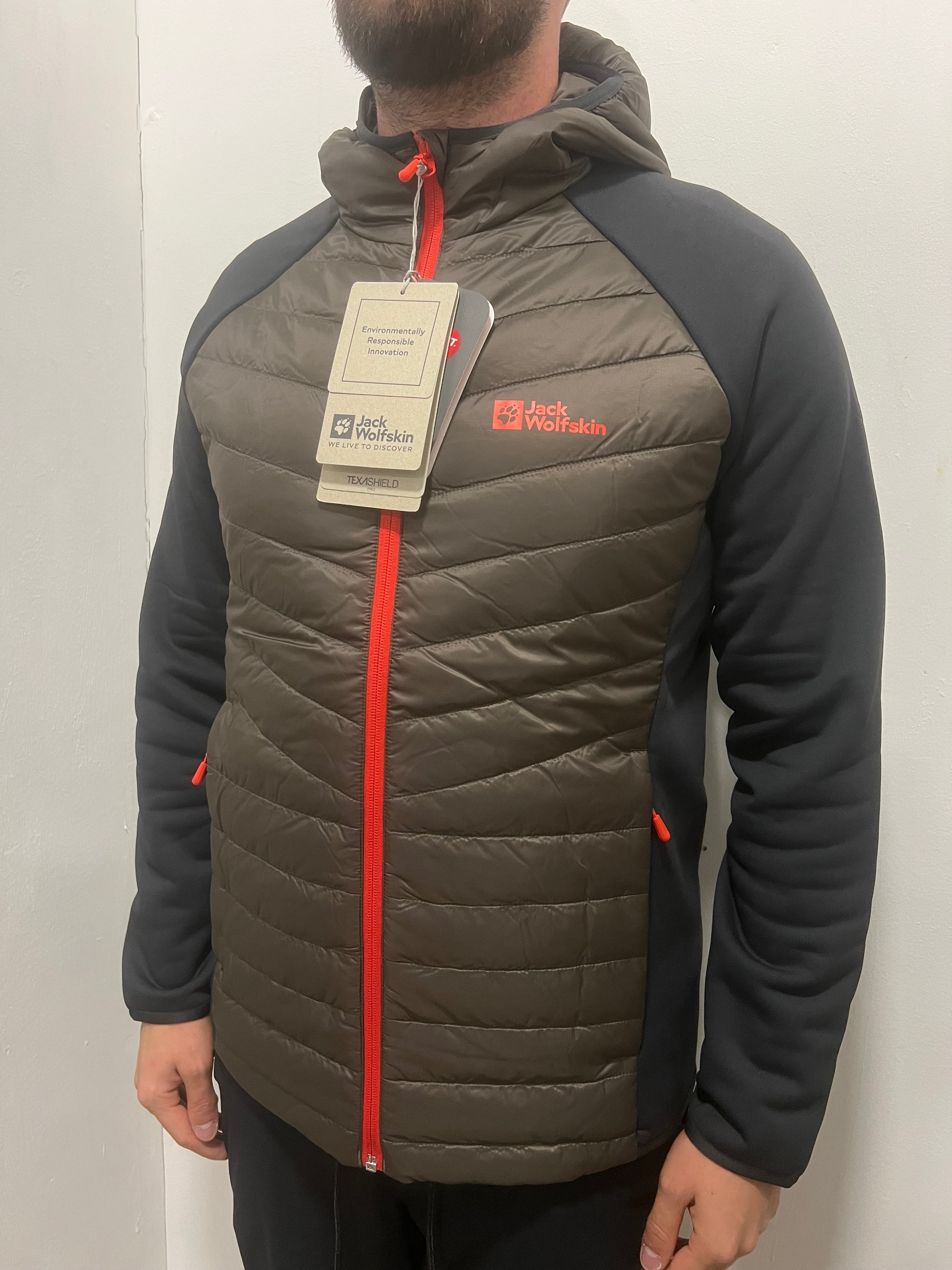 Jack Wolfskin Routeburn Pro – Cold Hybrid Jacket Coffe Clothing - Chevron