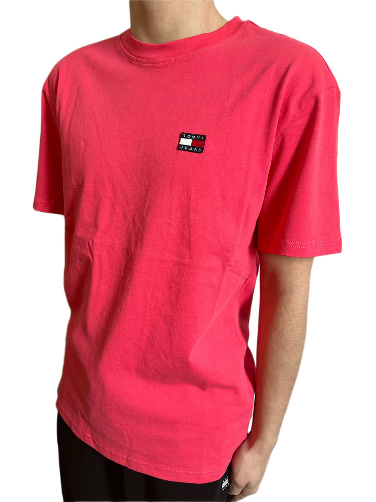 Tommy Jeans XS Badge – Laser Chevron - Pink Clothing Tee